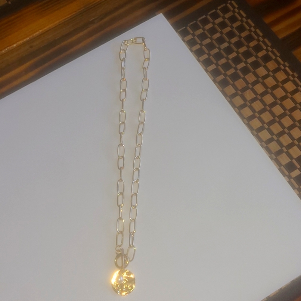 Necklace - Picture 1 of 1